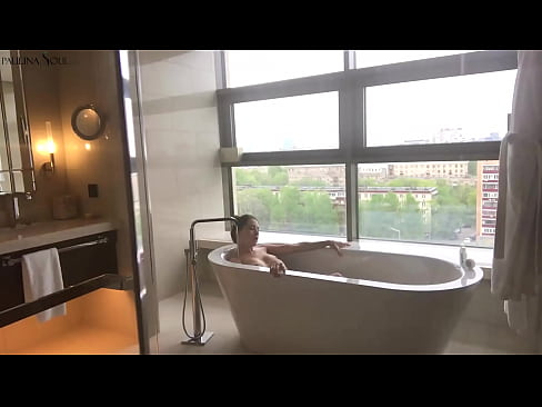 ❤️ Tremenda pupa che si masturba appassionatamente la figa in bagno ❤❌ Video di sesso di qualitàal it.hentaiteca.ru ❤️